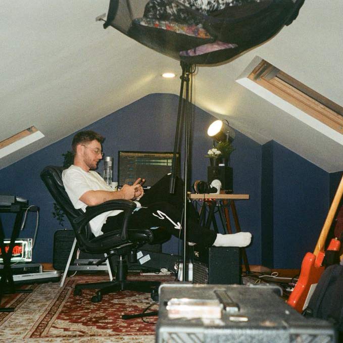 Vela Kross / Joe Firth